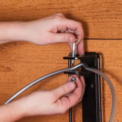 Easy-Up® Wall Mount Bucket Holder 13 Easy-Up® Wall Mount Bucket Holder -Schneiders Shop 42059 alt f